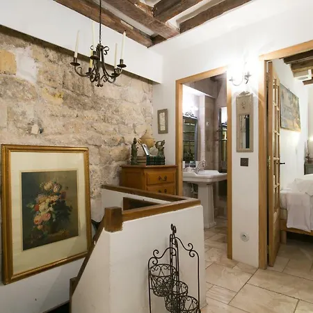 Aparthotel Notre Dame Romantique *