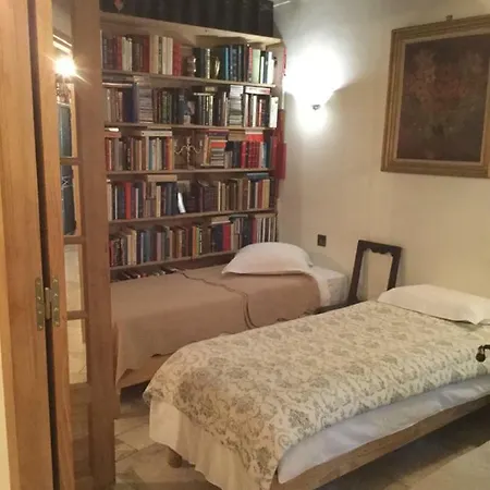 Notre Dame Romantique Aparthotel *